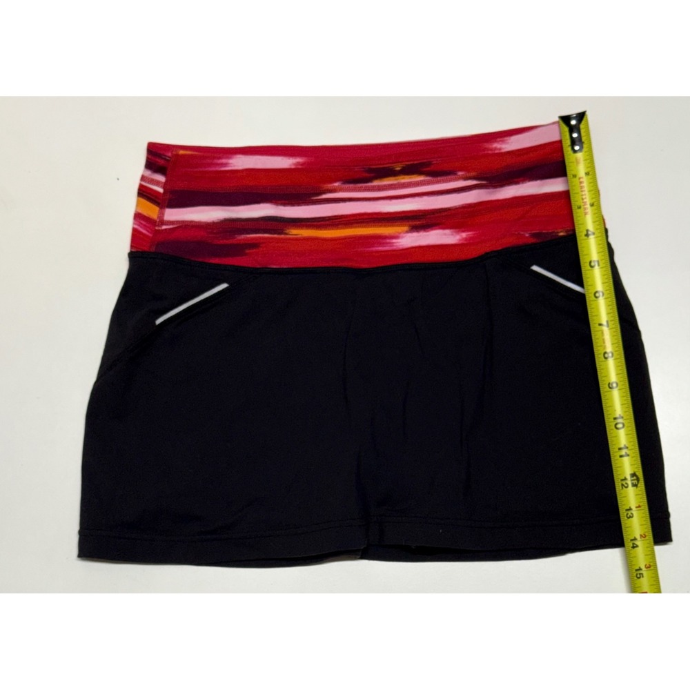 Athleta Black Red Abstract Print Waistband Athletic Running Skort Small 581367